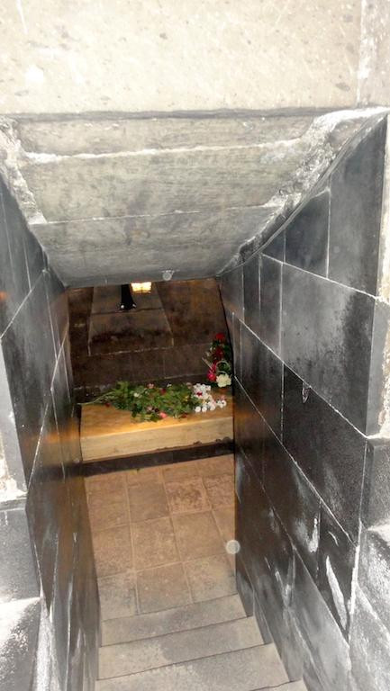 Saint Mesrop Mashtots Cathedral-Oshakan必去景点