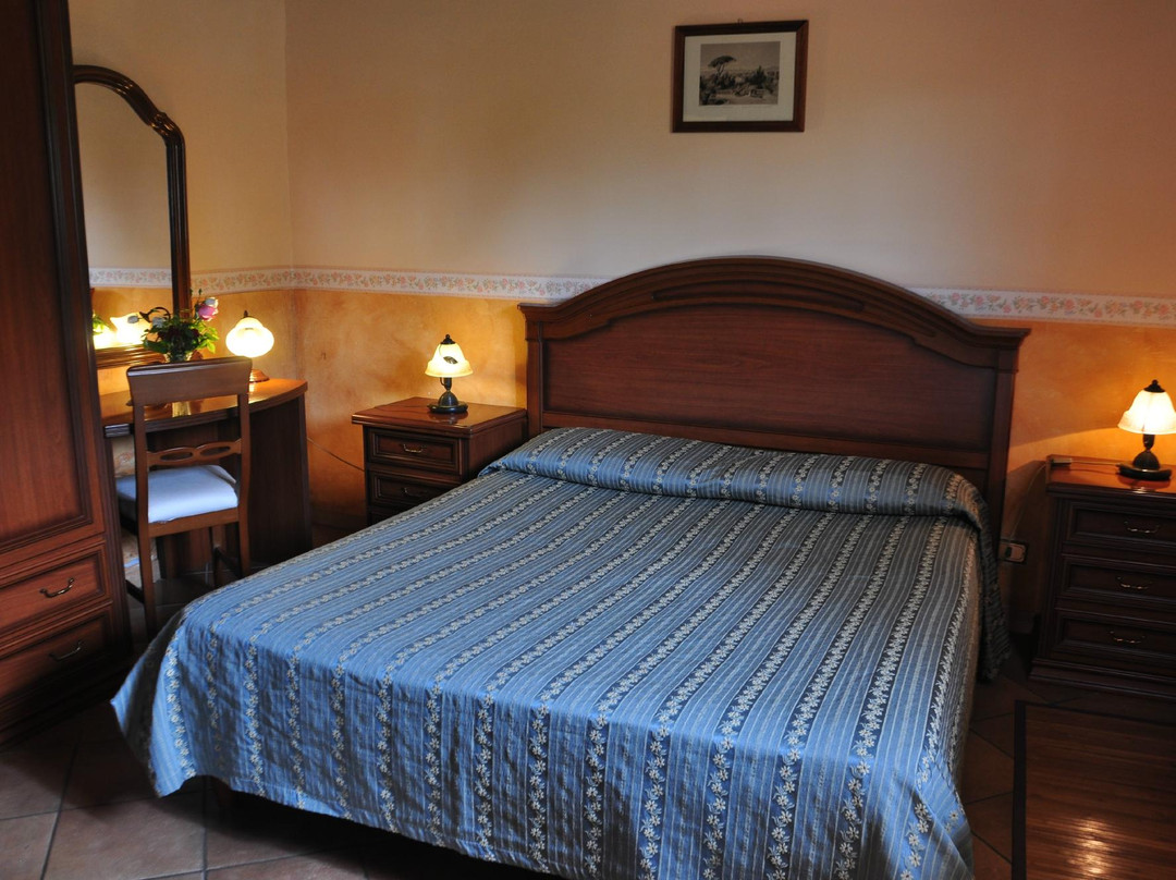 Monte Porzio Catone酒店住宿-B&B da Giacomo