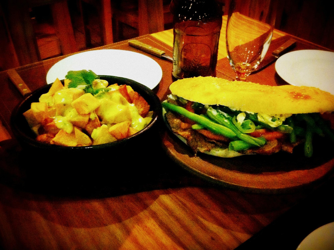 维多利亚餐馆和美食-Nativa Restaurant