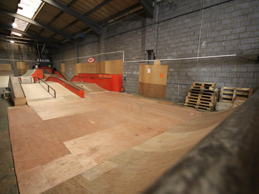 Fear And Rolling Skate Park South Wales景点图片