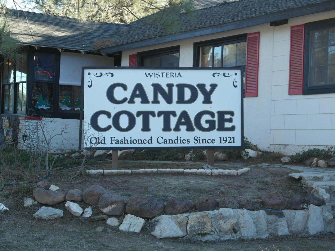 Wisteria Candy Cottage-Boulevard必去景点