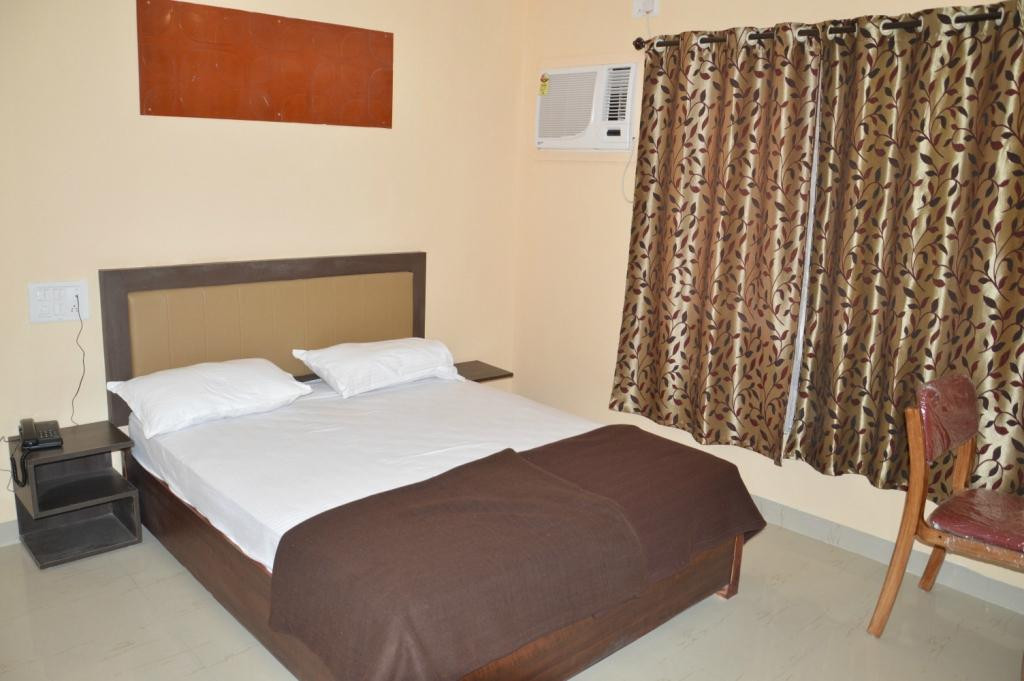 Hotel Golden Regency主图