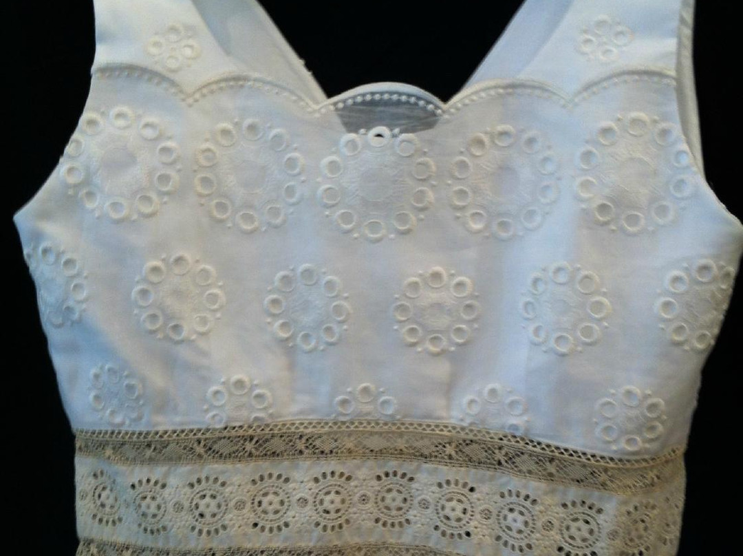 Nancy's Heirloom Shoppe景点图片