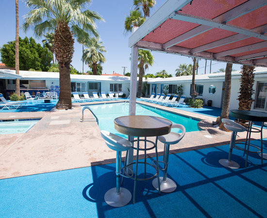 棕榈泉邂逅旅馆