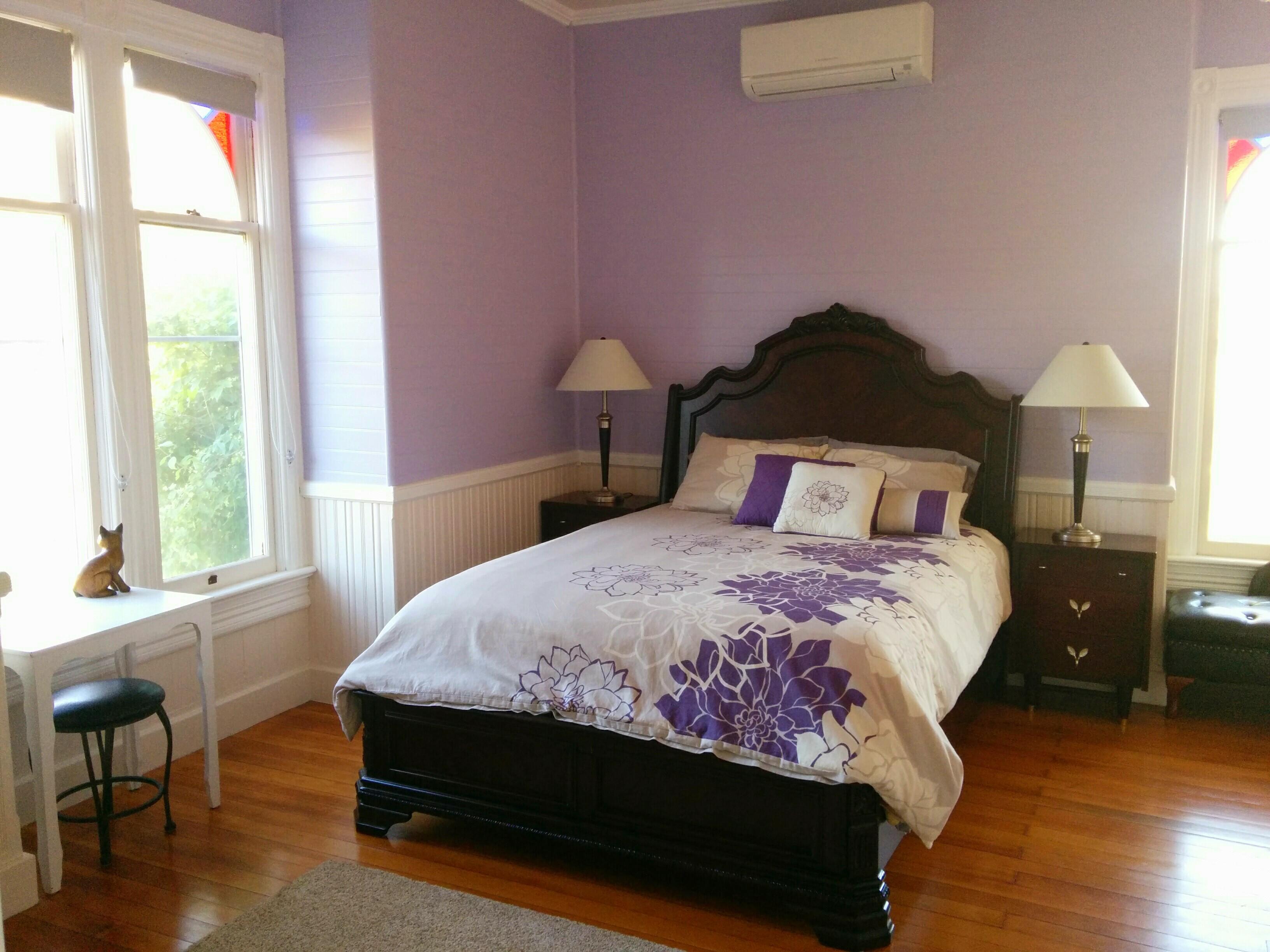 Mariposa Farmhouse-客卧