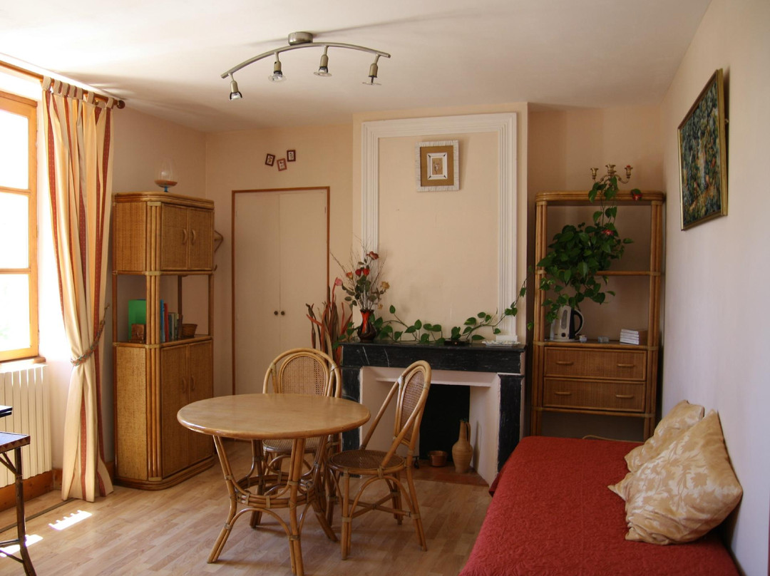 Chateau Fredignac主图