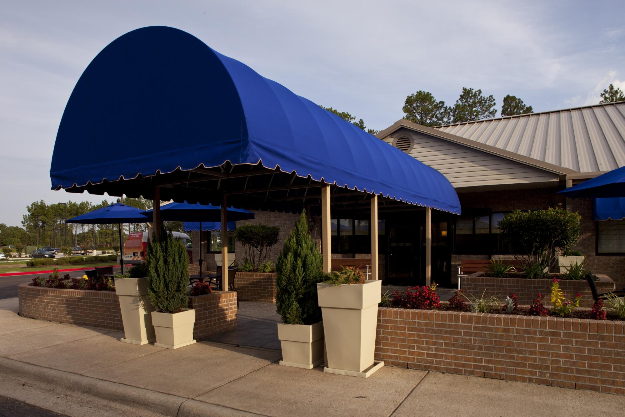 Holiday Inn Express Magnolia House & Cypress Inn-浴室