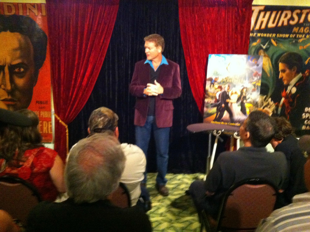 Wizardz Magic Theater-基西米必去景点