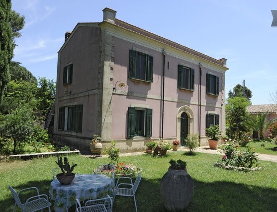 B&B Ai Cipressi-官方