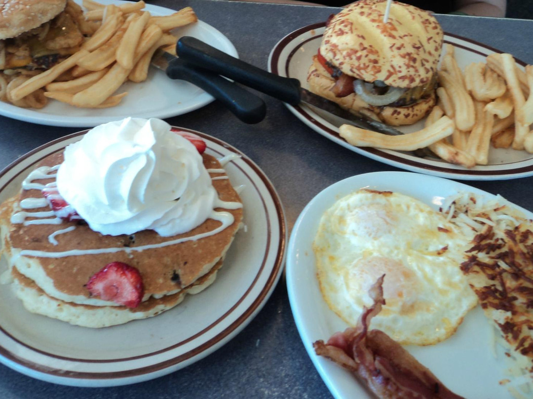 Merlin餐馆和美食-Denny's