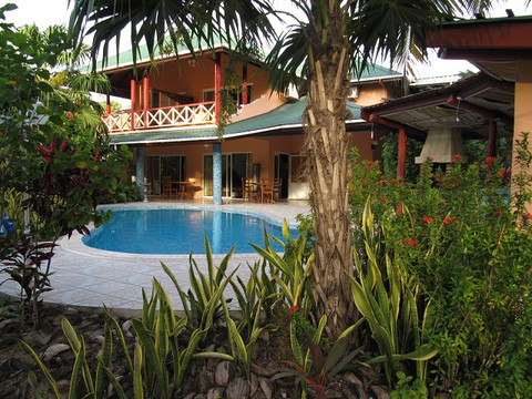 L'Union酒店住宿-La Diguoise Guesthouse