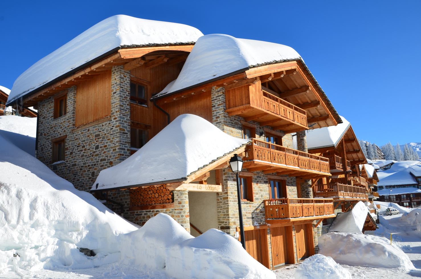 Chalet Lè Lodzé-官方