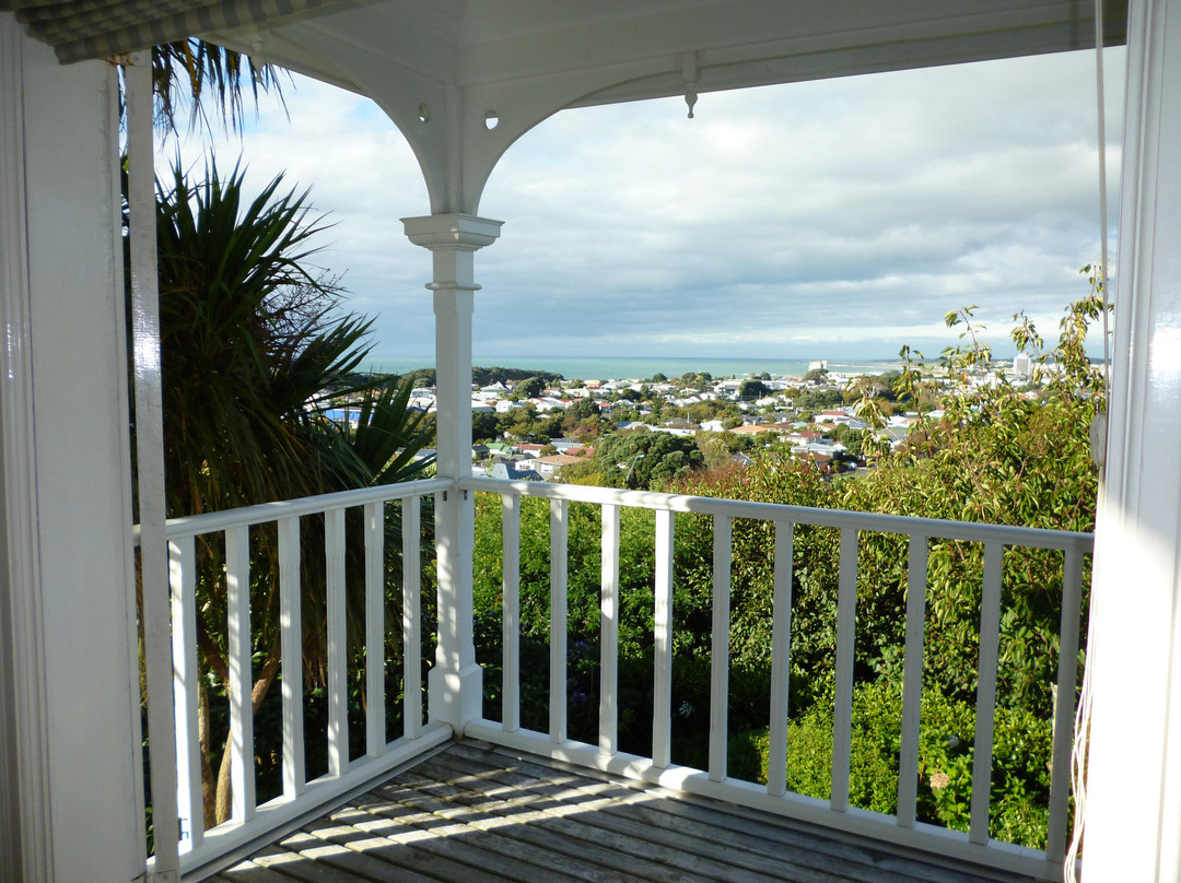 Glen Almond House主图