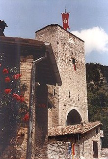 Museo Torre di Porta Romana-古比奥必去景点