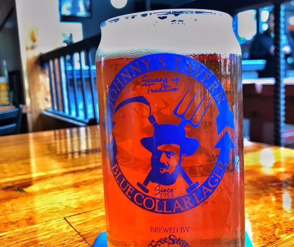 Johnny's Tavern West