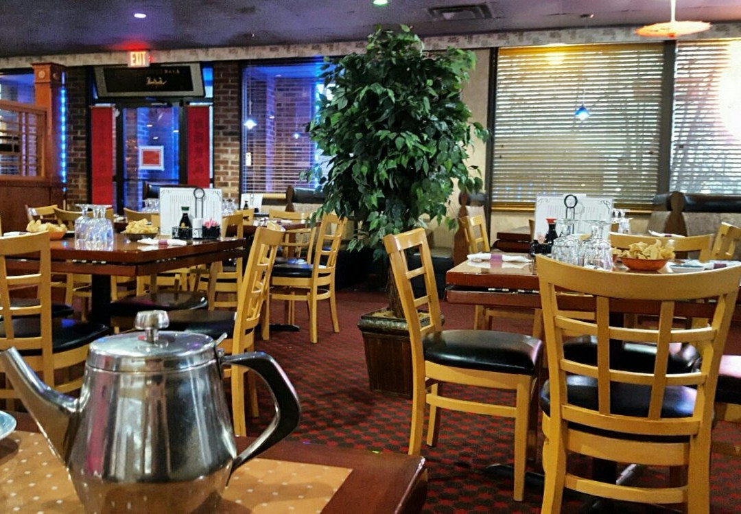 New Chinatown Chinese Restaurant & Sushi Bar