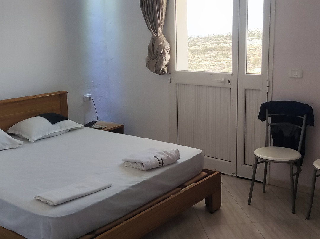 Hotel & Restaurant Les Grottes主图