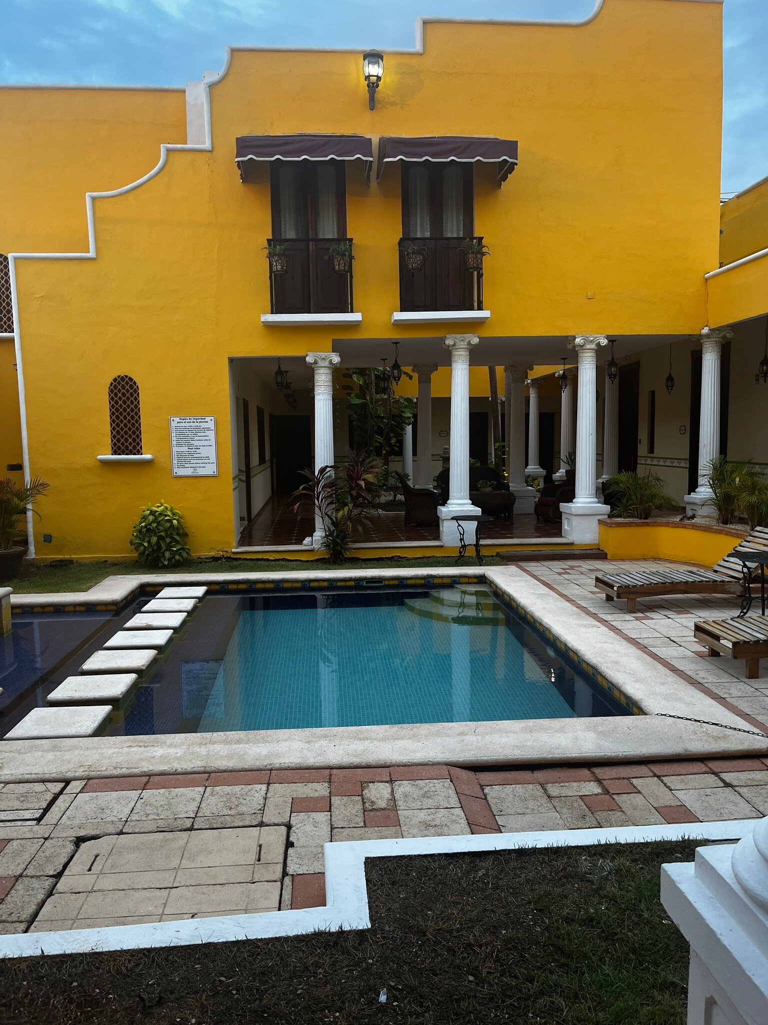 Casa de las Columnas-官方