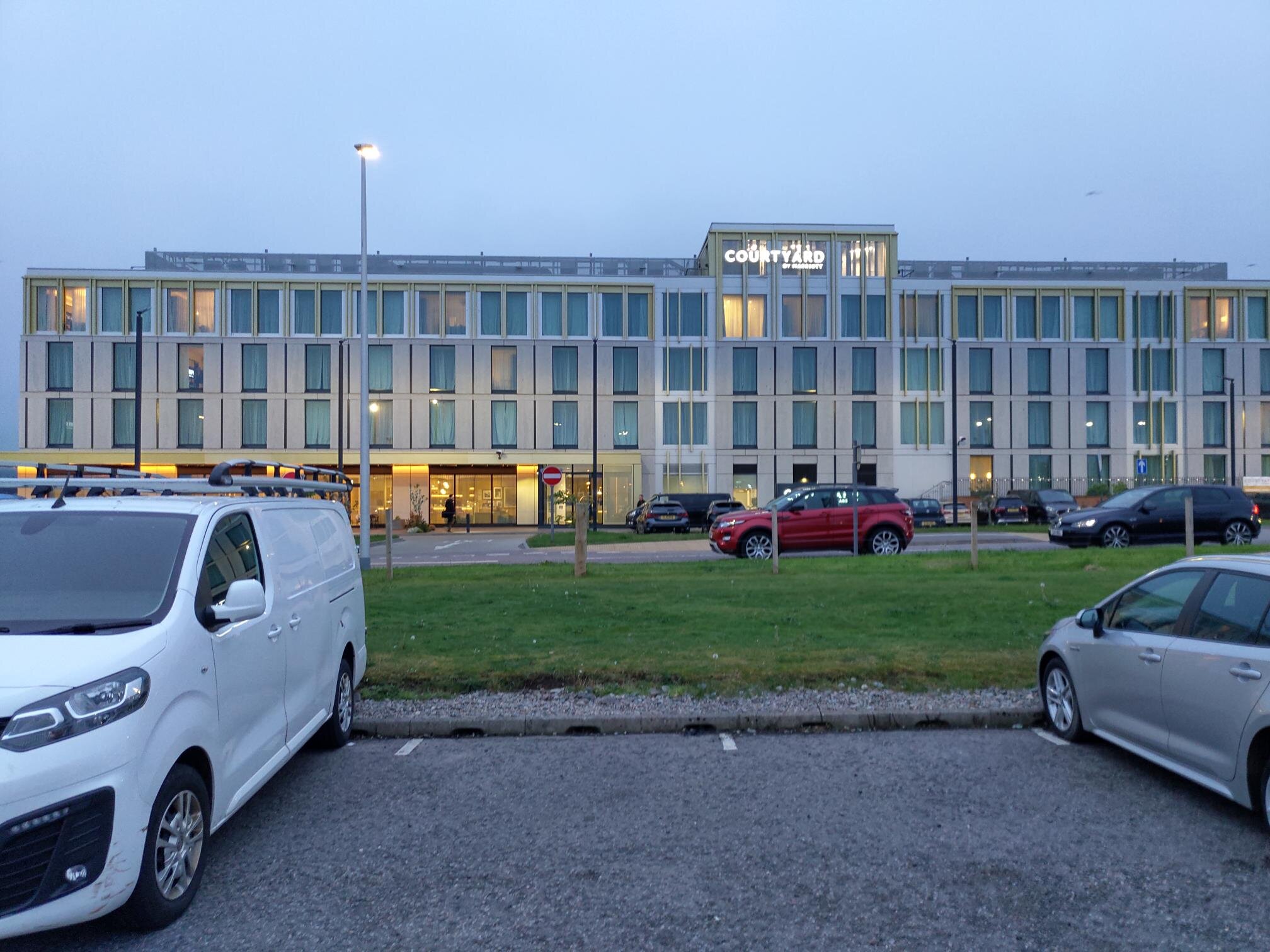 Courtyard Inverness Airport-浴室