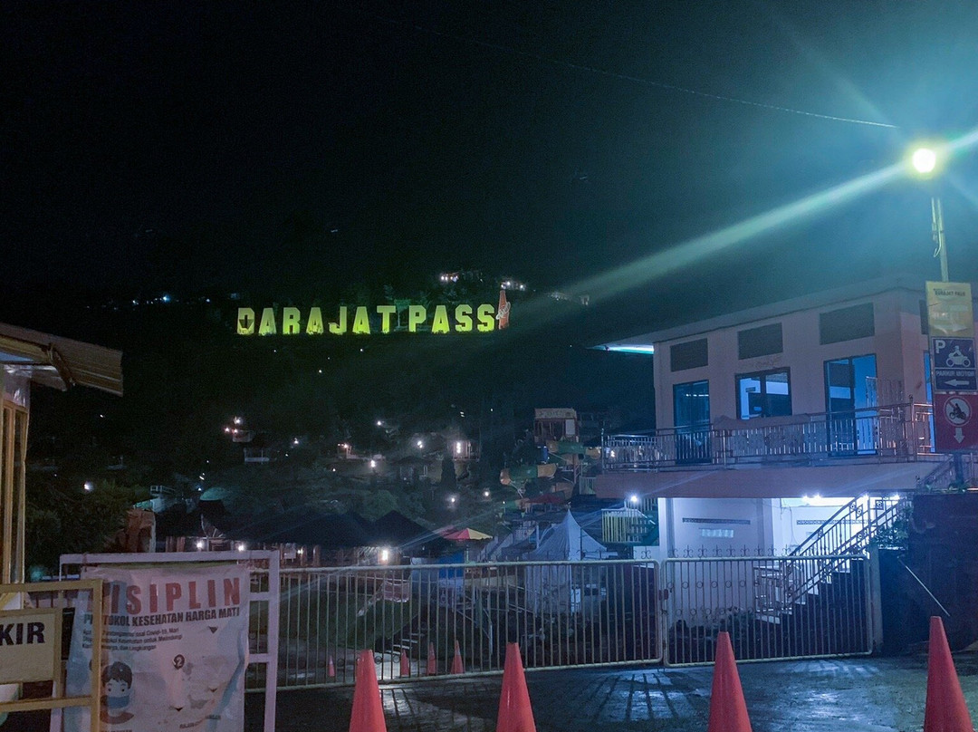 Darajat Pass-Karyamekar必去景点