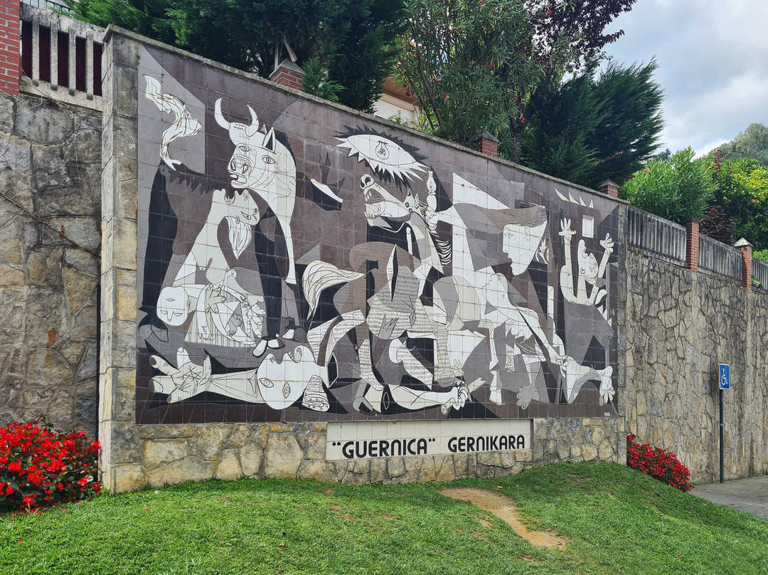 Mural del Guernica de Picasso景点图片