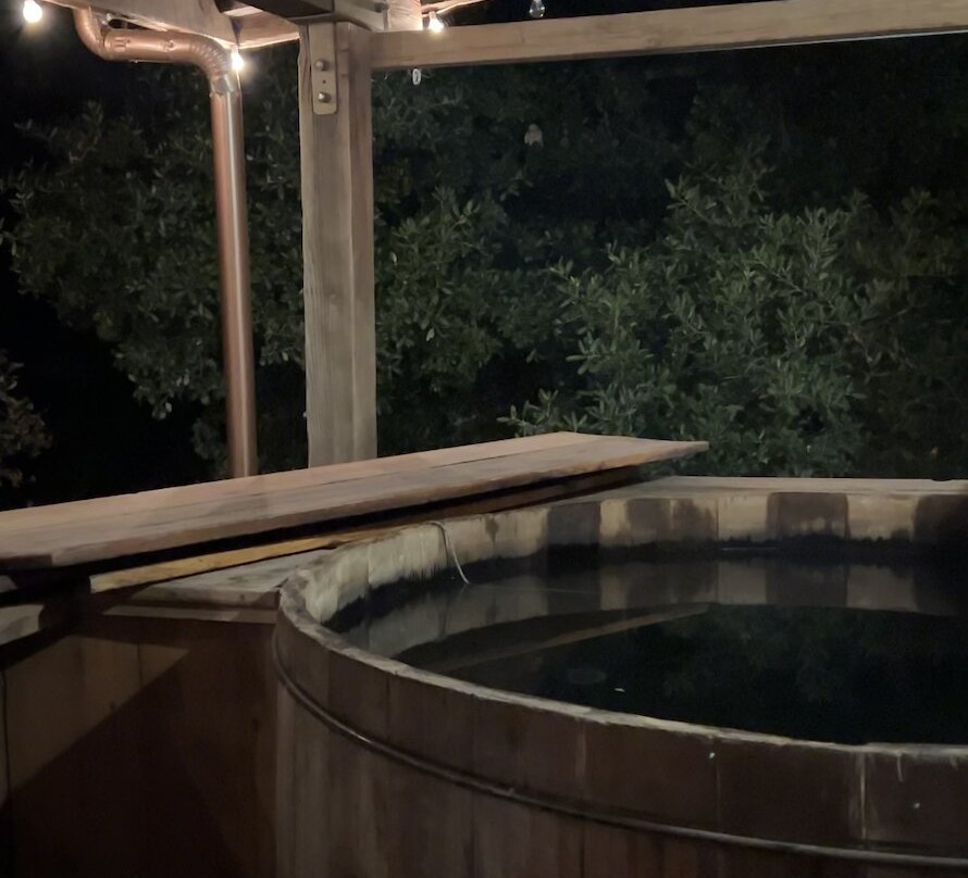 Wikiup Hummingbird Hotel主图