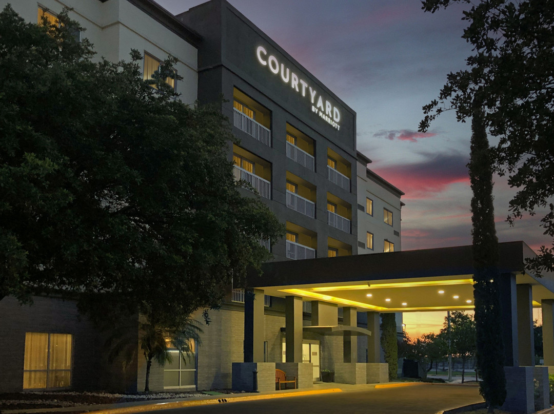 Courtyard by Marriott Monterrey Airport主图