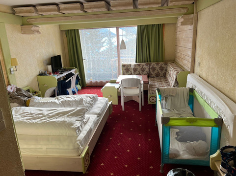 Kronenhotel Seefeld主图