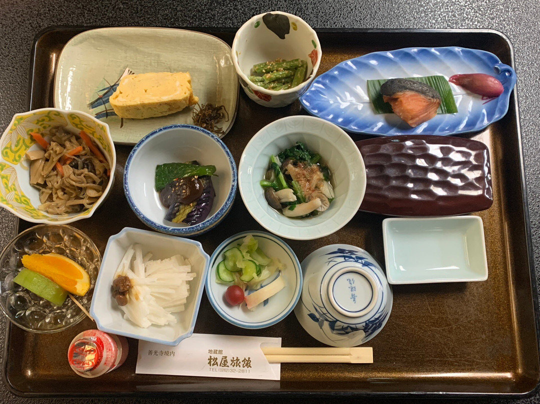 吉扎肯松屋旅馆主图