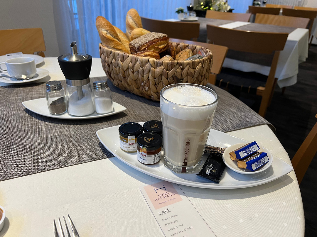 赫尔曼酒店主图