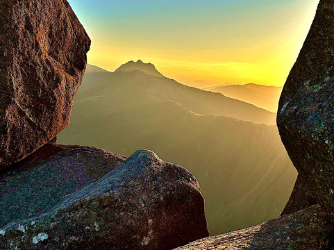 Pico Do Itaguare-Passa Quatro必去景点