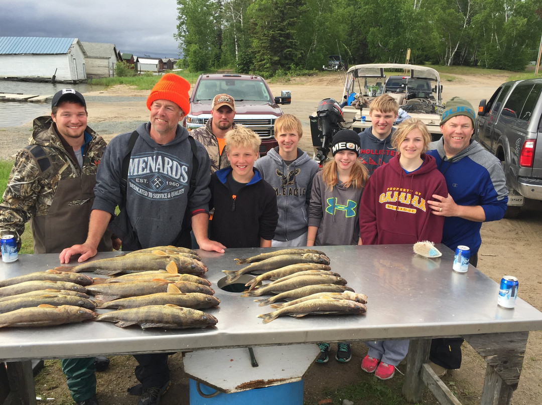 Angells Marina Motel Suites Cabins and Outfitters主图