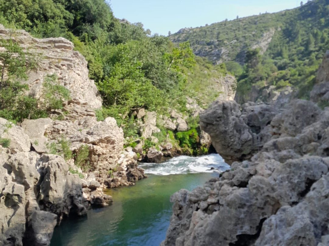 Bureau des Moniteurs de la Vallée de l'Herault-冈热必去景点