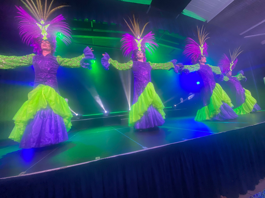 Stardust Variety Show-Vrysoulles必去景点