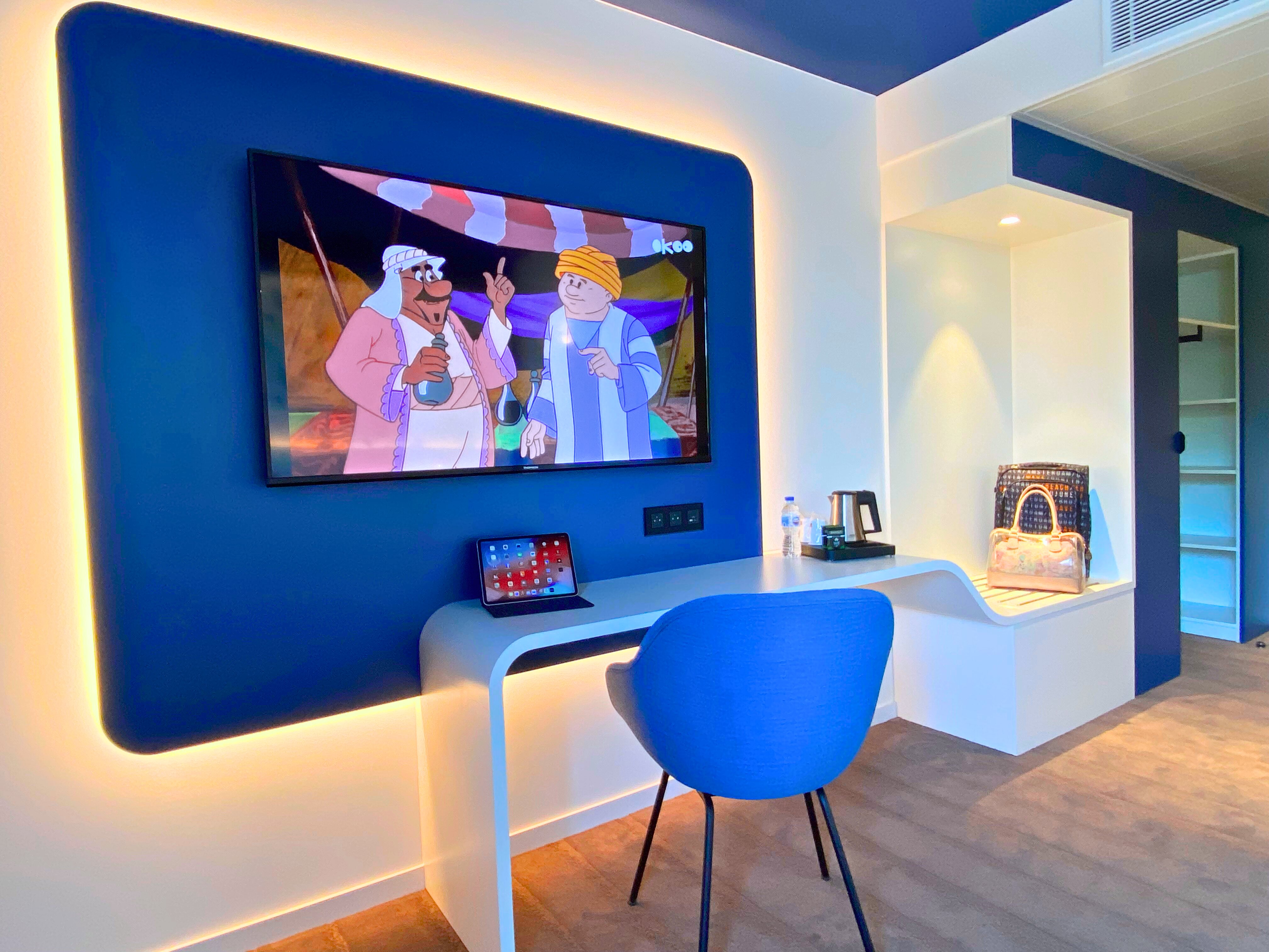 Brit Hotel Piscine & Spa - Fougères-客卧