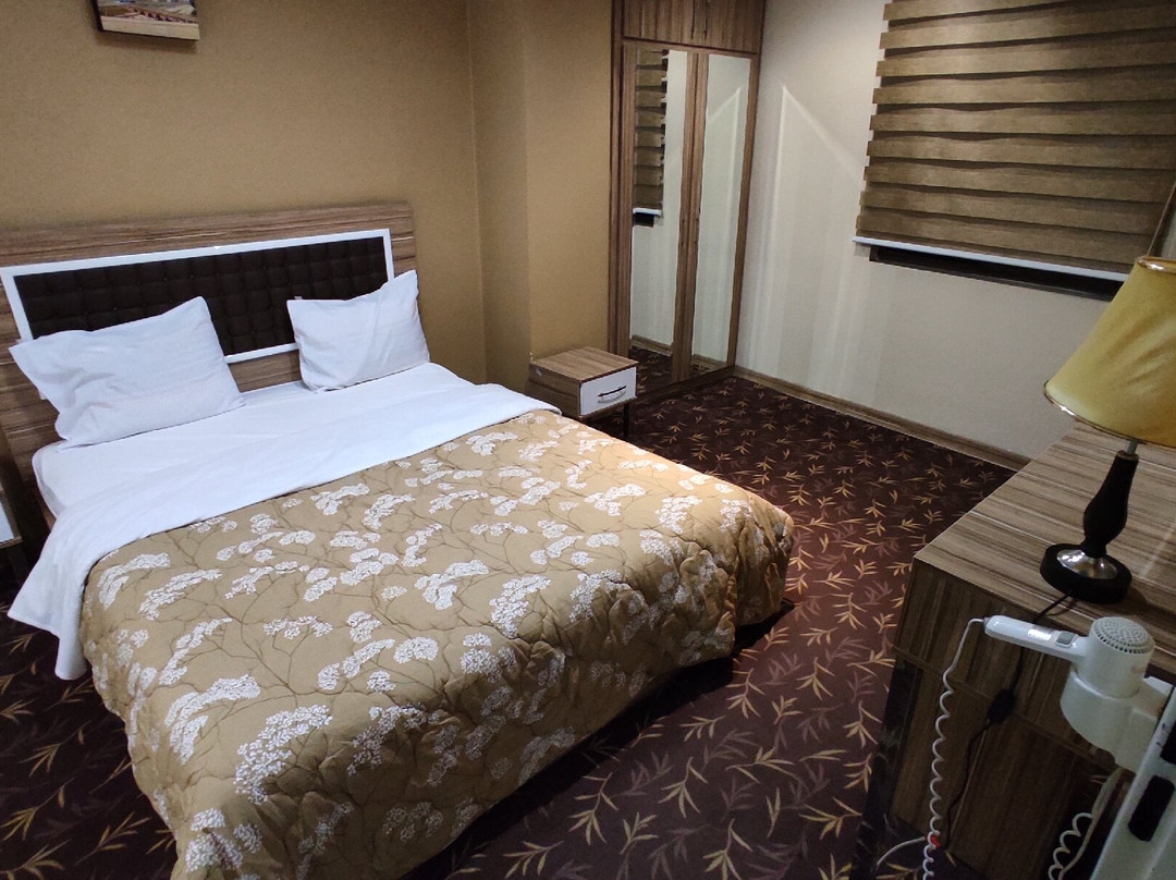 Hotel Behbood Tabriz主图