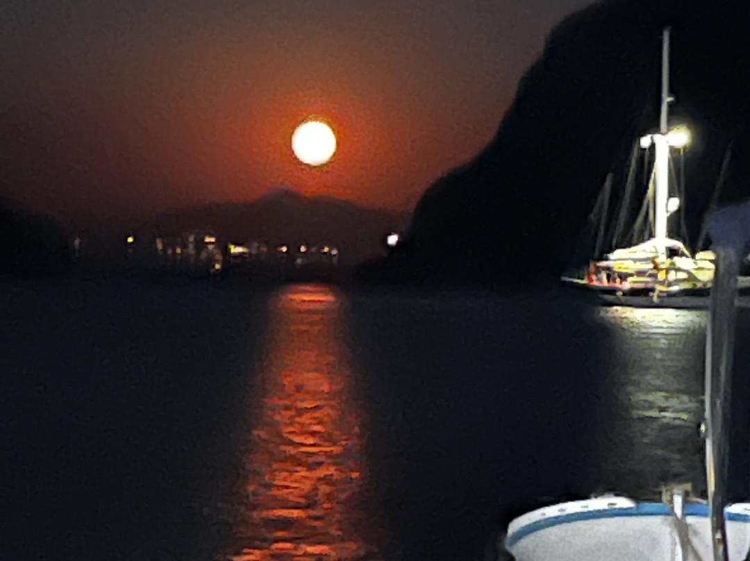 Pedi Beach Hotel主图