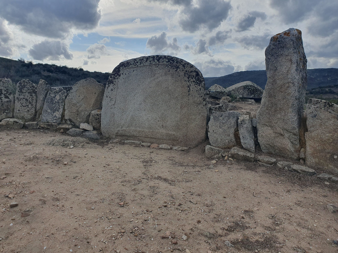 Nuraghe S'ortali 'e Su Monti-Tortoli必去景点
