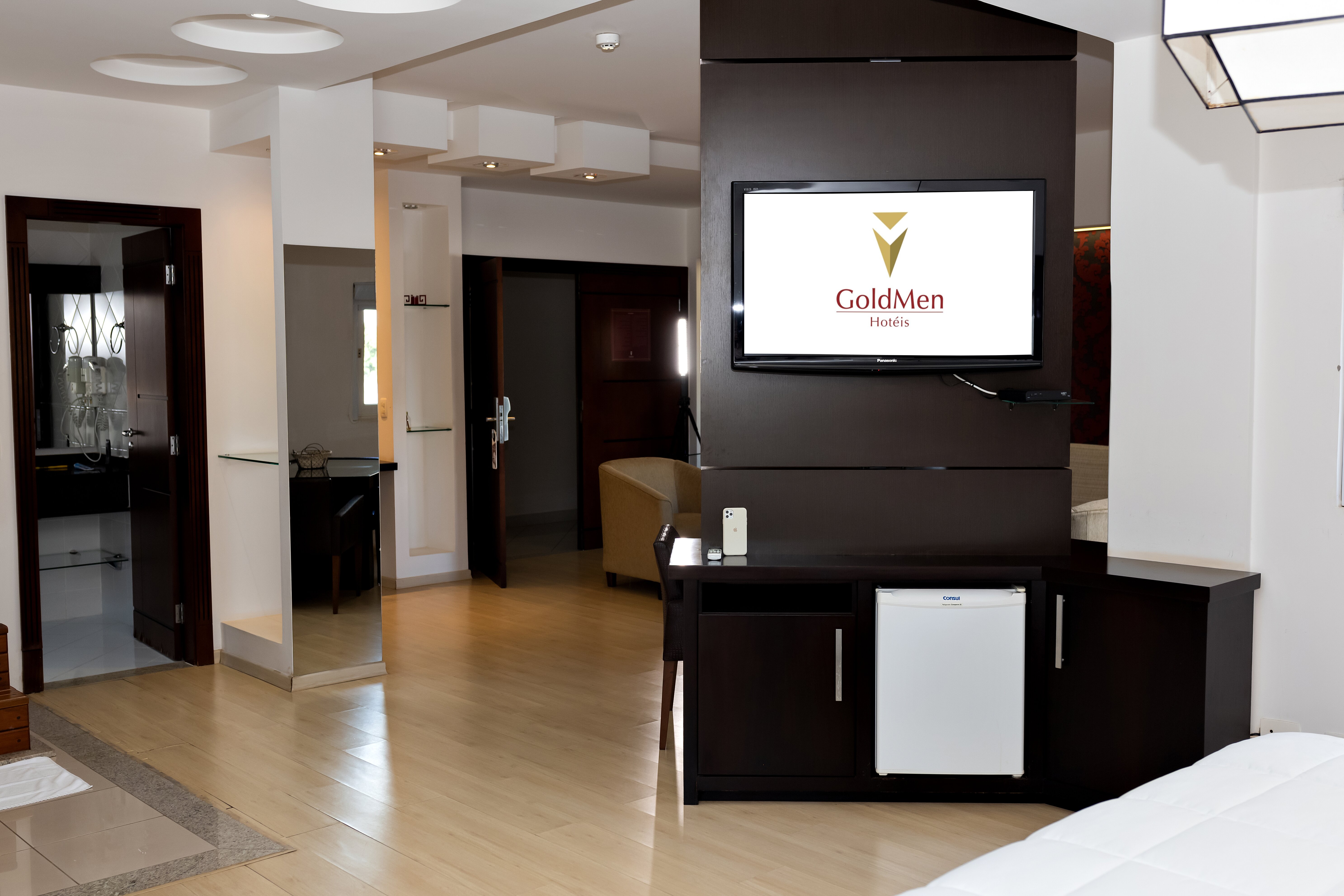 GoldMen Select Cianorte-客卧