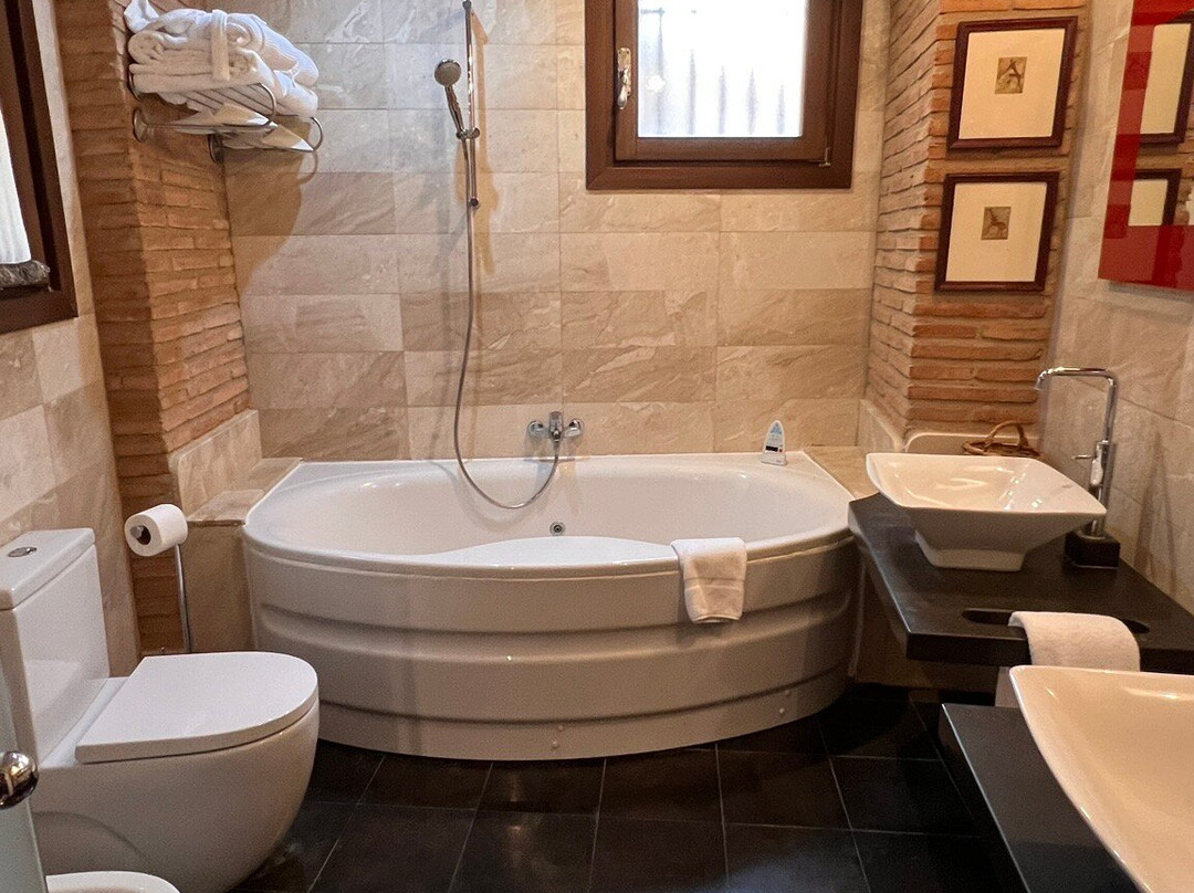 马里贝尔酒店主图