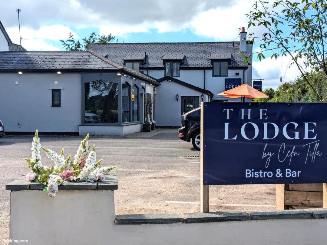 The Lodge by Cefn Tilla主图