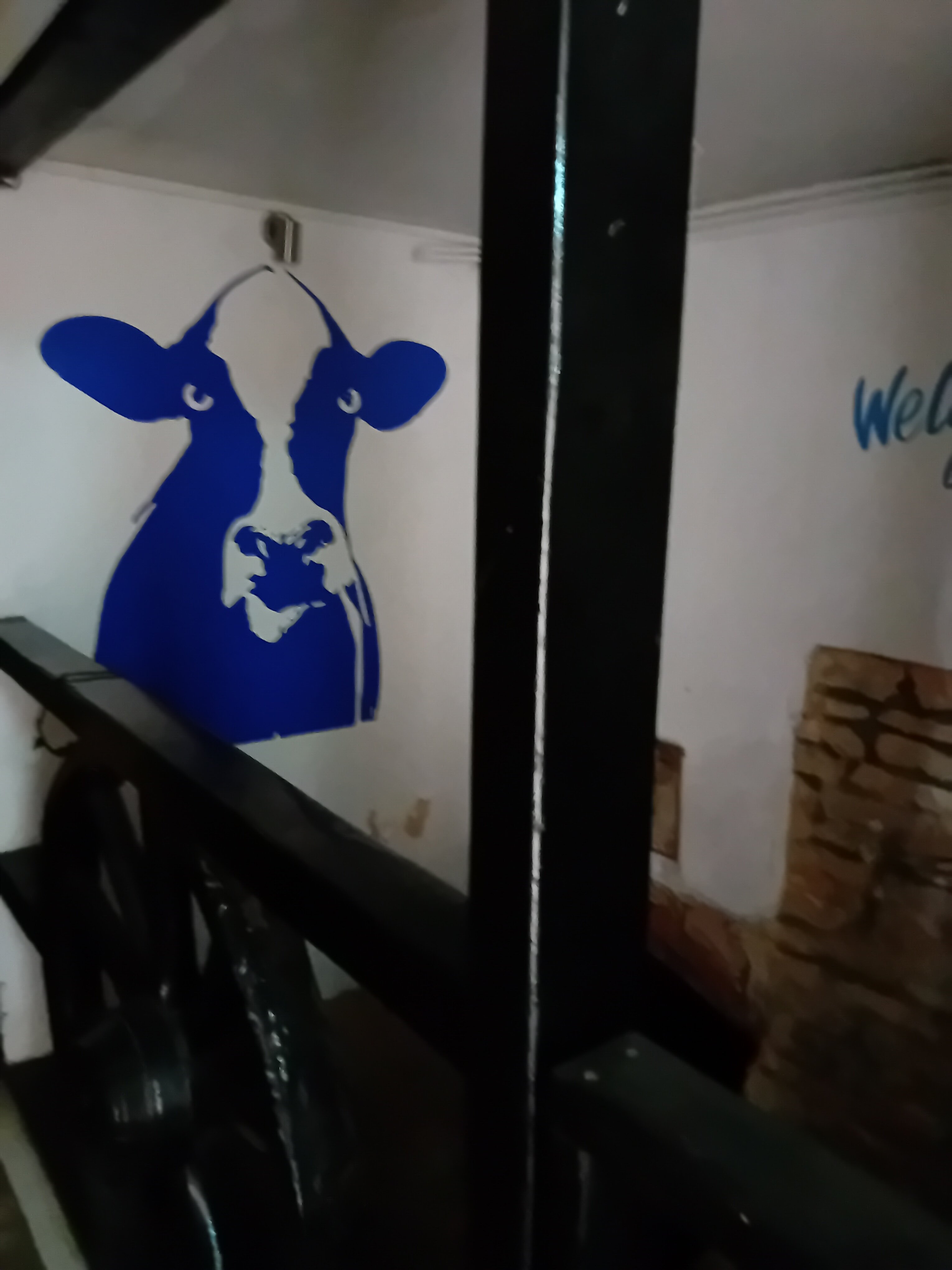 The Blue Cow Inn-官方