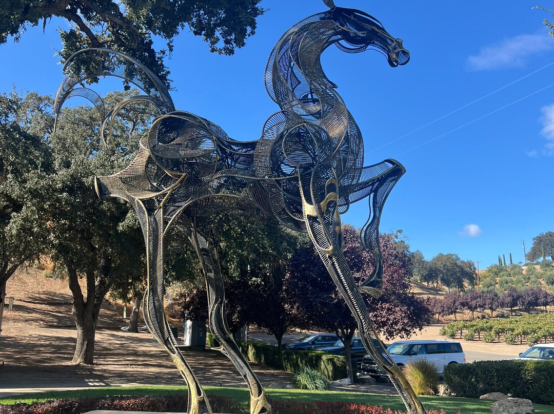 Sculpterra Winery & Sculpture Garden景点图片
