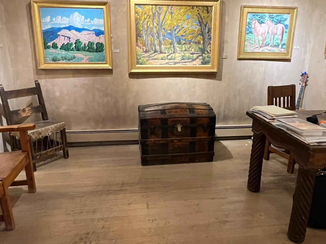 Robert L Parsons Fine Art景点图片