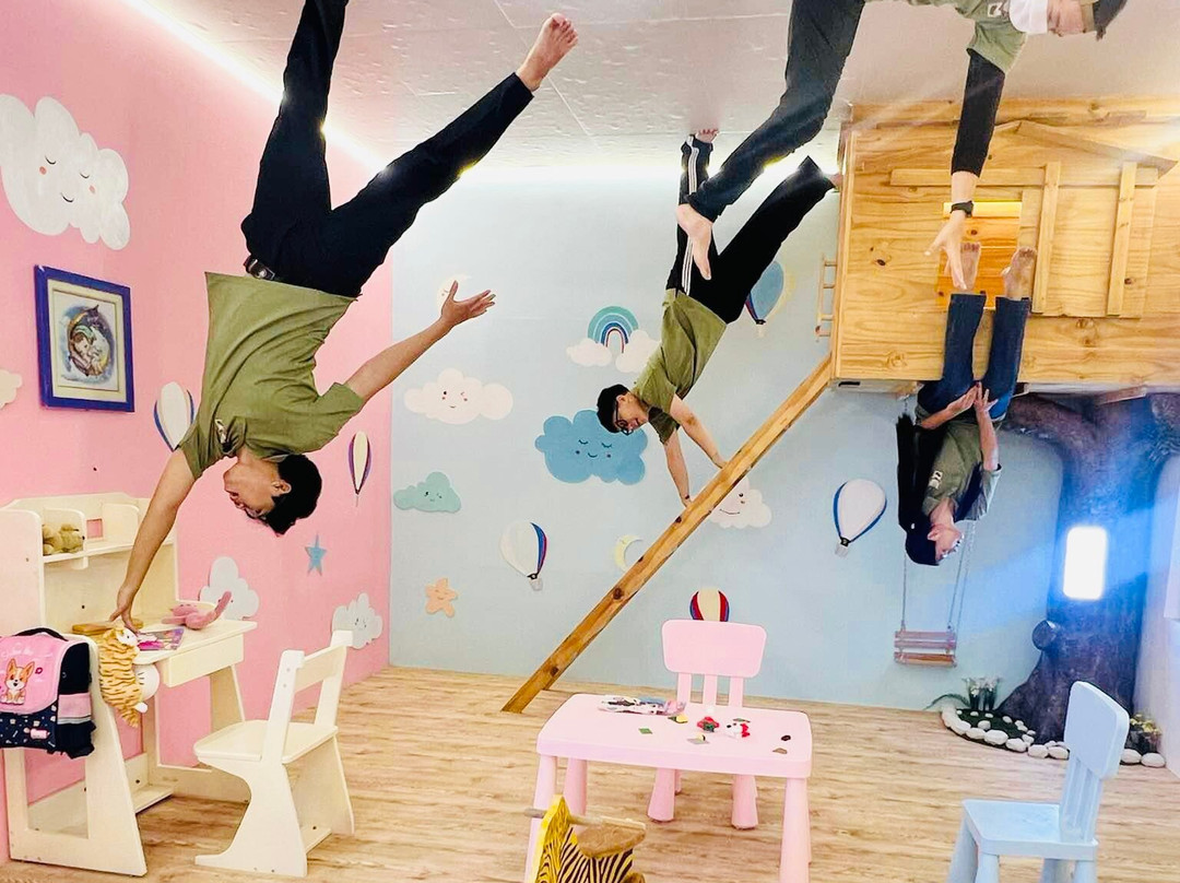 Upside Down House-头顿必去景点