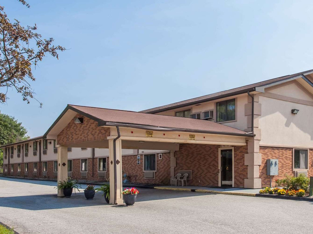 Super 8 By Wyndham Lewiston Auburn Area