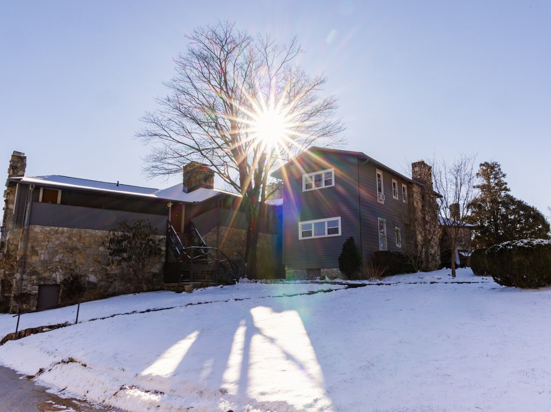 Echo Mountain Inn主图