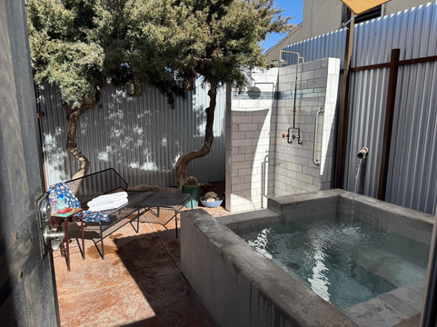 Hoosier Hot Springs-Truth or Consequences必去景点