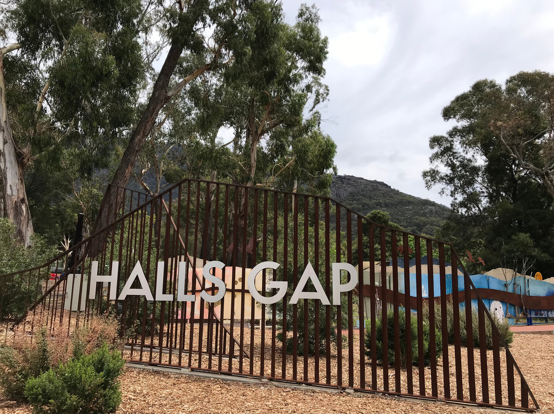 Halls Gap Visitor Information Centre-贺思盖必去景点