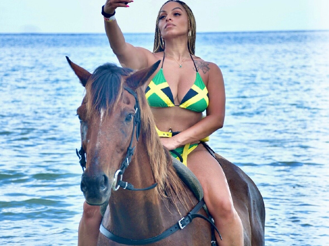 Akeemyvibetours-蒙特戈贝必去景点